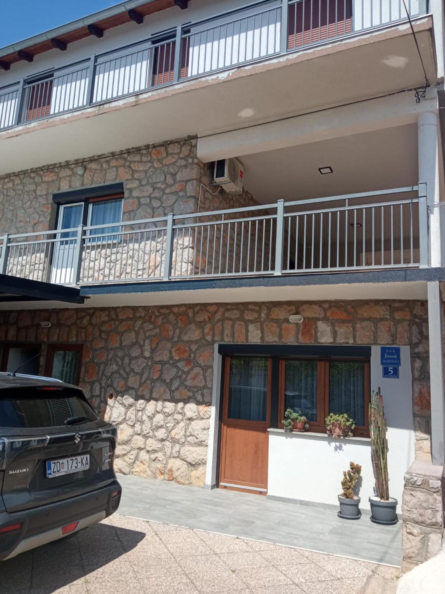Apartment Plitvice スタリグラード エクステリア 写真